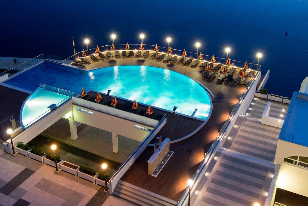 Hotel Sunce ネウム エクステリア 写真
